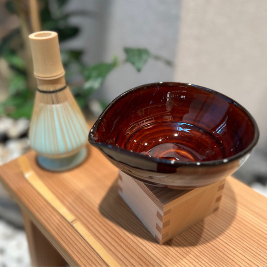 Urushi-glased Matcha Serving Bowl